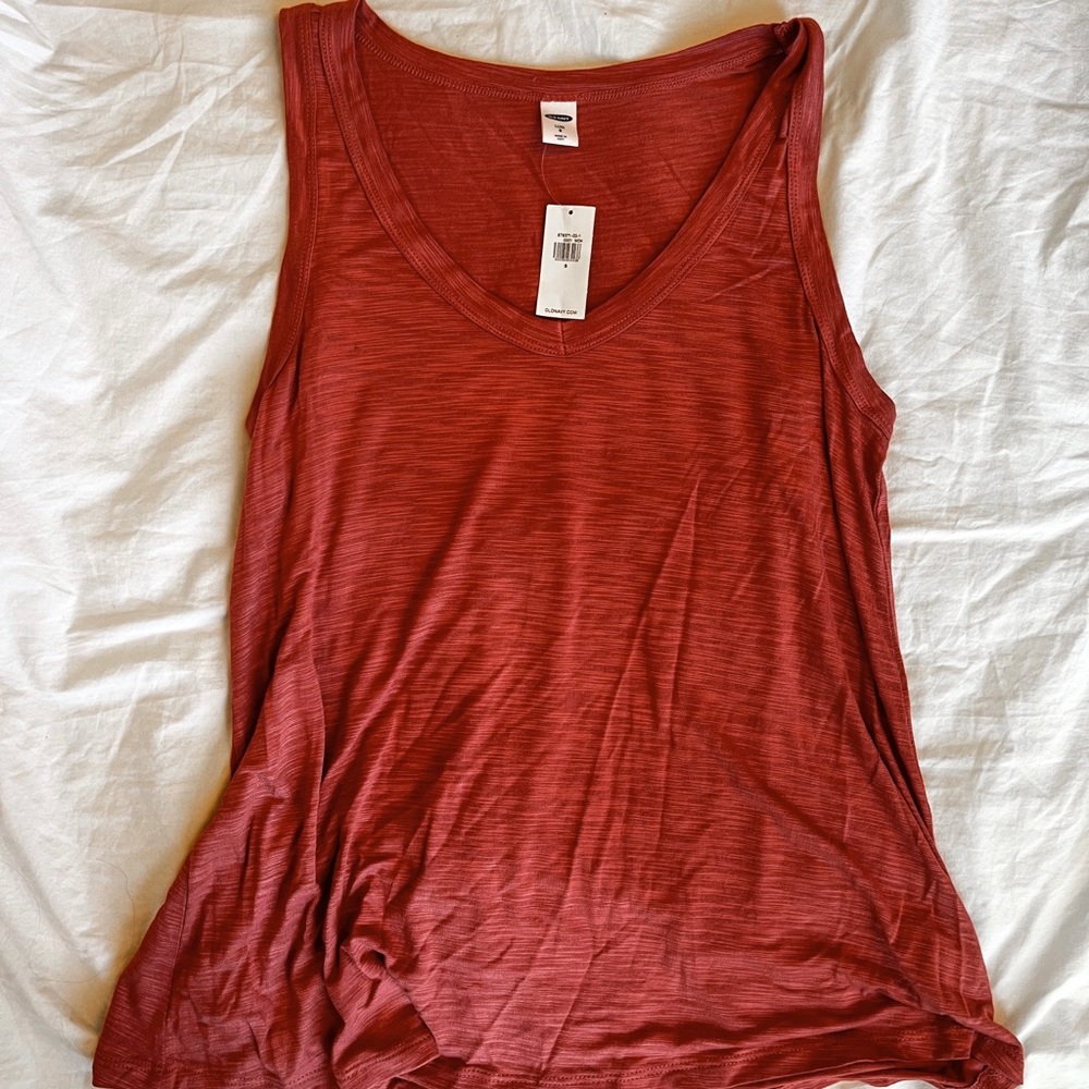 Old Navy Flowy Rust Tank NWT